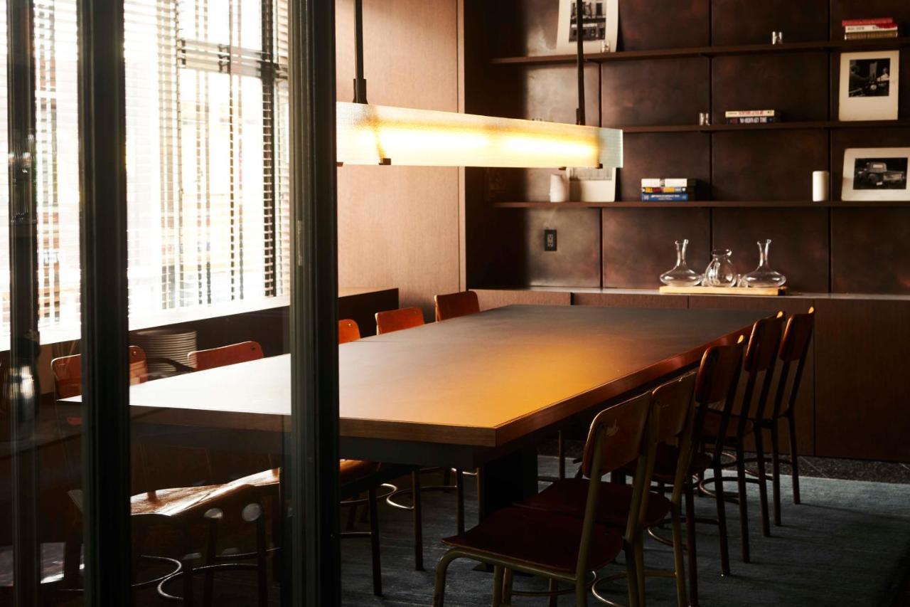 The Robey, Chicago, A Member Of Design Hotels Exteriör bild
