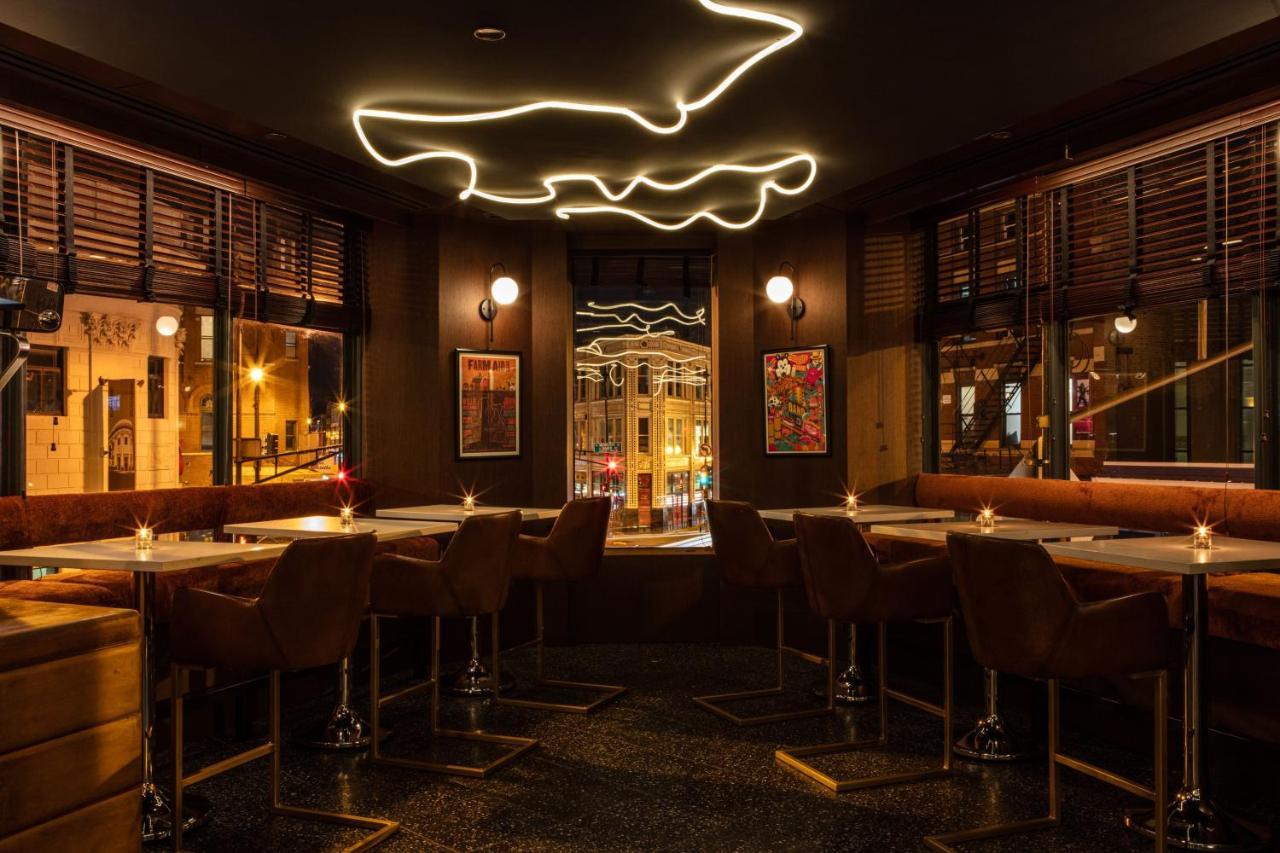 The Robey, Chicago, A Member Of Design Hotels Exteriör bild