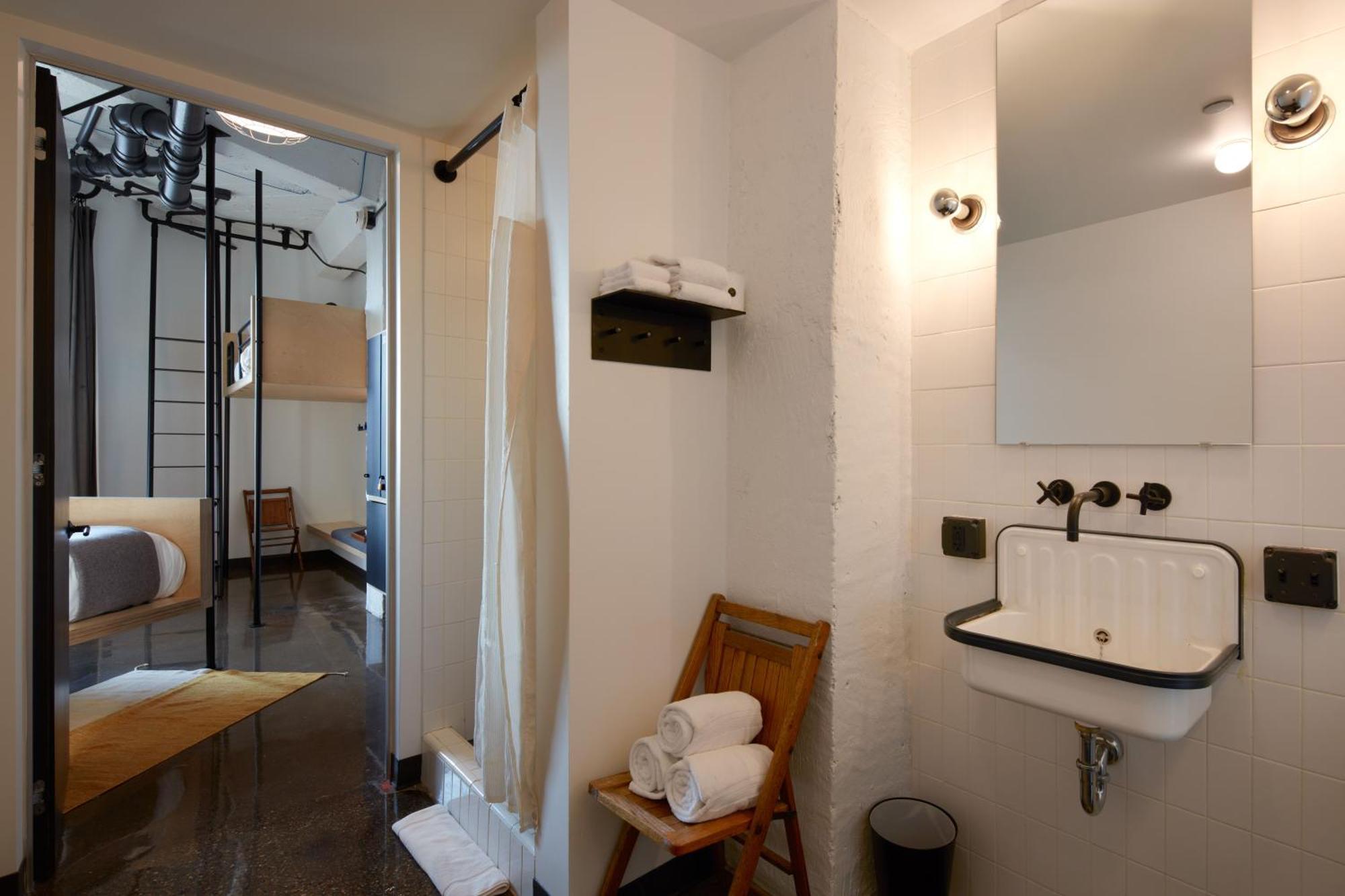 The Robey, Chicago, A Member Of Design Hotels Exteriör bild